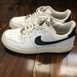 NIKE airforce ones mens SIZE 12